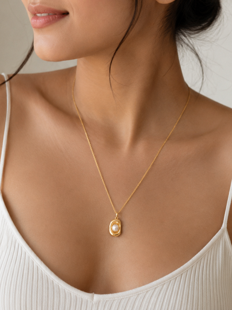 Pearl Pendant:Titanium steel pearl pendant